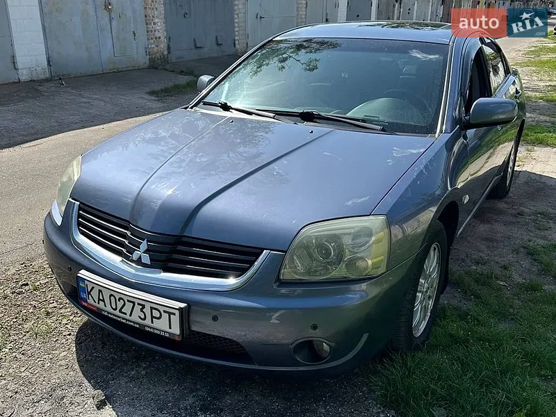 Mitsubishi Galant