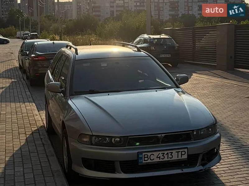 Mitsubishi Galant 2000