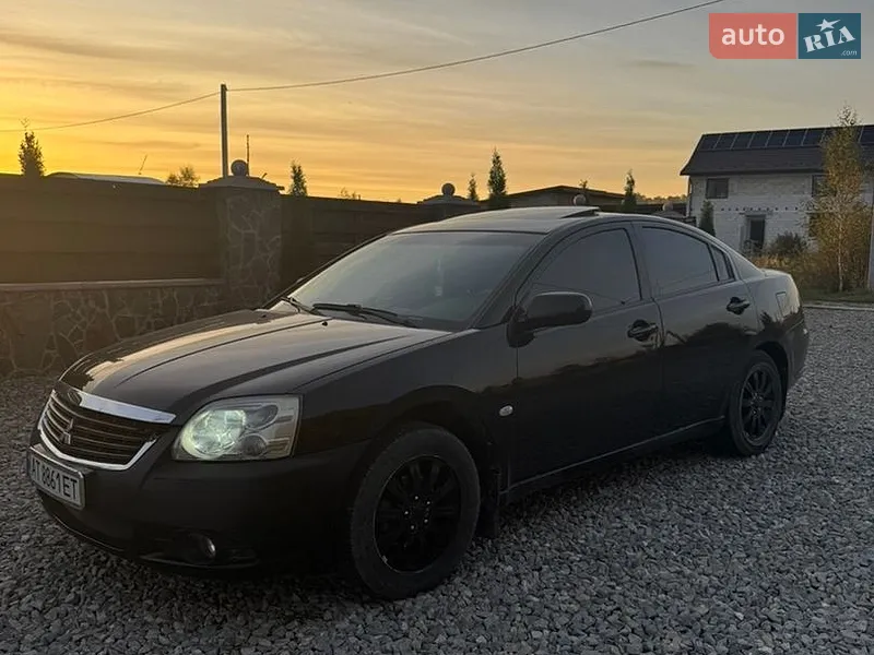 Mitsubishi Galant 2009