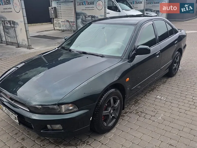 Mitsubishi Galant