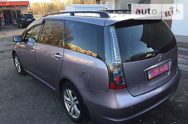  Mitsubishi Grandis 2005 в 