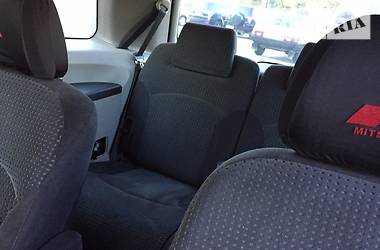  Mitsubishi Grandis 2005 в 