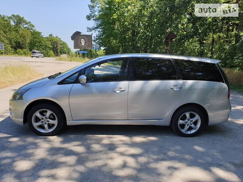 Мінівен Mitsubishi Grandis 2005 в Харкові