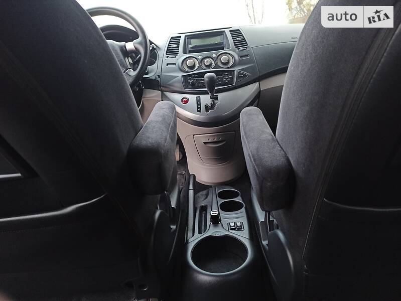Минивэн Mitsubishi Grandis 2006 в Чорткове
