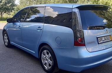 Минивэн Mitsubishi Grandis 2004 в Дубно