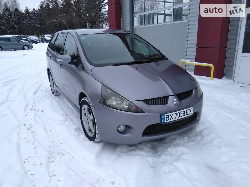 Минивэн Mitsubishi Grandis 2006 в Хмельницком