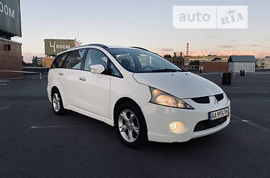 Універсал Mitsubishi Grandis 2008 в Києві