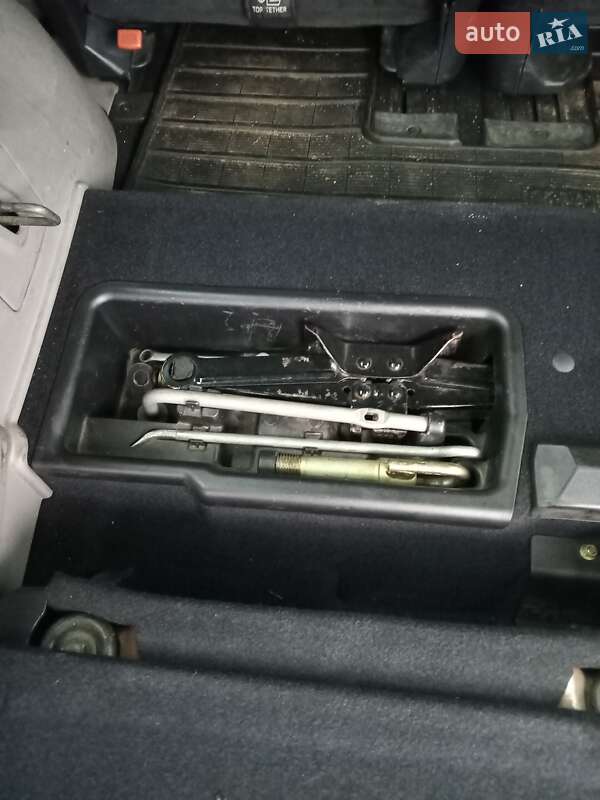 Универсал Mitsubishi Grandis 2006 в Братском