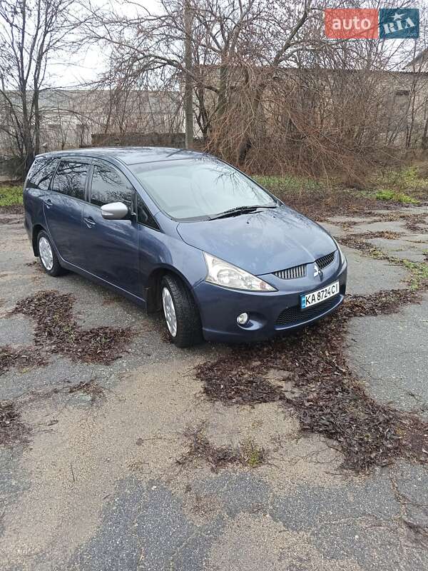 Универсал Mitsubishi Grandis 2006 в Братском