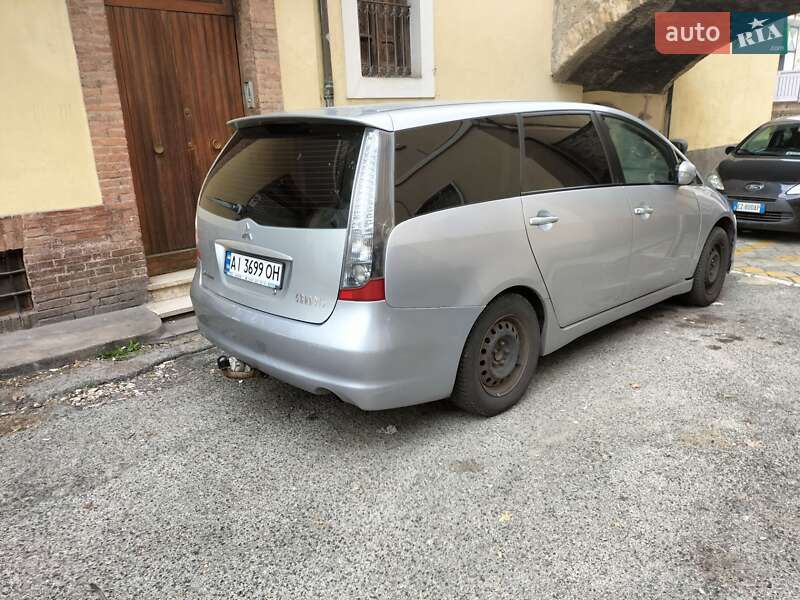 Минивэн Mitsubishi Grandis 2009 в Ирпене фото 6 Минивэн Mitsubishi Grandis 2009 в Ирпене