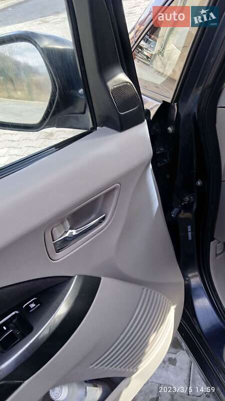 Минивэн Mitsubishi Grandis 2006 в Житомире