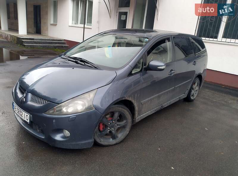 Минивэн Mitsubishi Grandis 2005 в Виннице