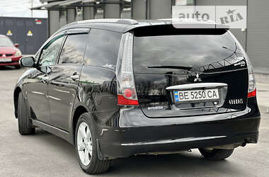 Мінівен Mitsubishi Grandis 2008 в 