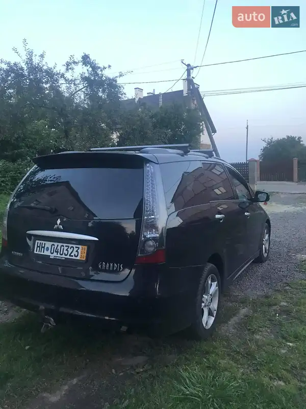 Mitsubishi Grandis