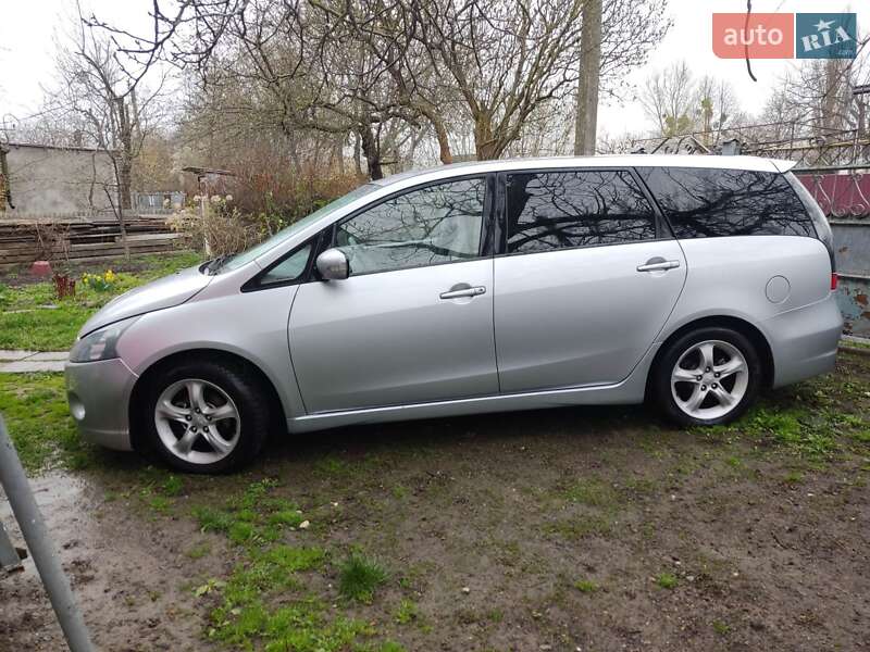 Минивэн Mitsubishi Grandis 2004 в Жмеринке