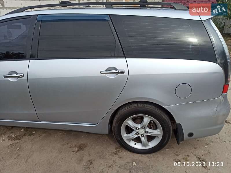 Минивэн Mitsubishi Grandis 2007 в Киеве