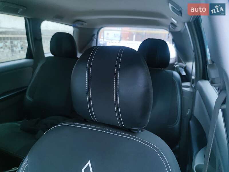 Мінівен Mitsubishi Grandis 2004 в Конотопі