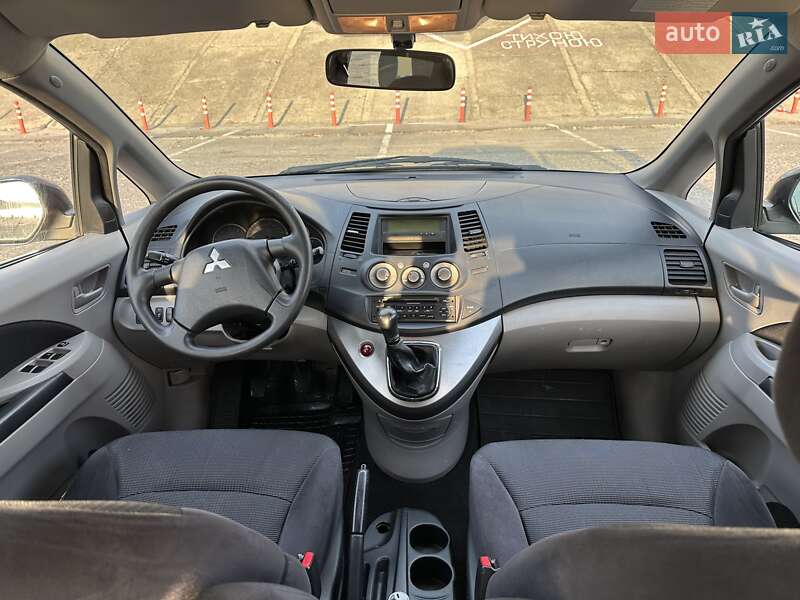 Минивэн Mitsubishi Grandis 2007 в Киеве