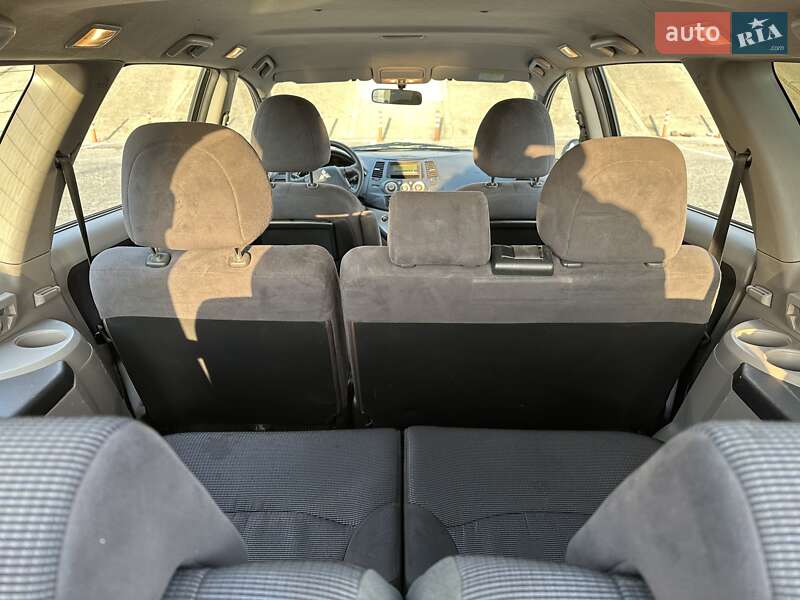 Минивэн Mitsubishi Grandis 2007 в Киеве
