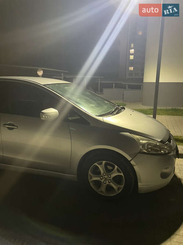 Минивэн Mitsubishi Grandis 2007 в Львове