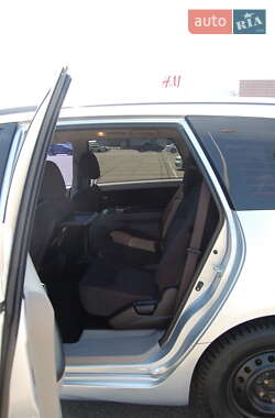 Минивэн Mitsubishi Grandis 2008 в 