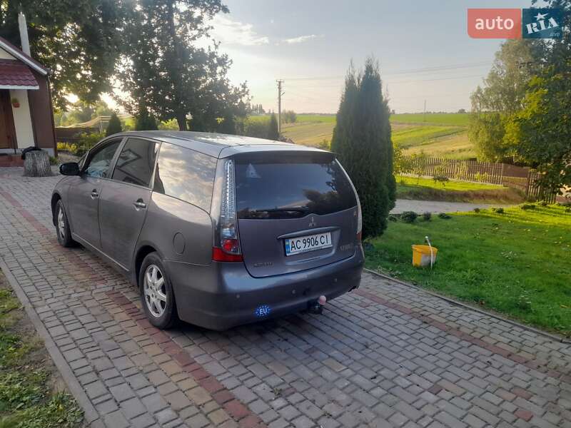 Минивэн Mitsubishi Grandis 2008 в Луцке