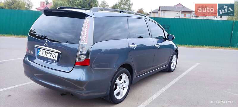Минивэн Mitsubishi Grandis 2006 в Ивано-Франковске