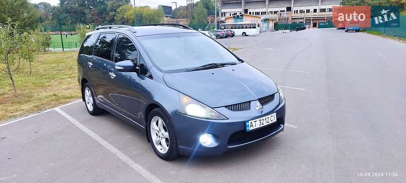 Минивэн Mitsubishi Grandis 2006 в Ивано-Франковске