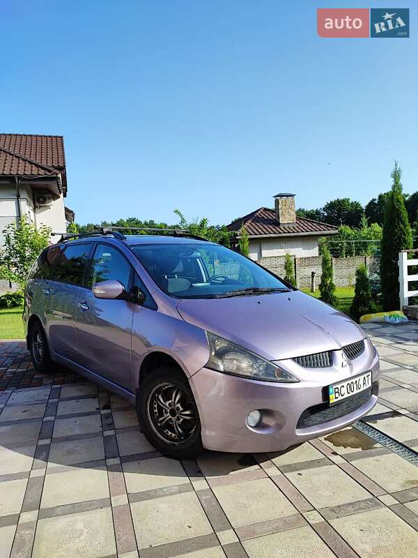 Мінівен Mitsubishi Grandis 2006 в Львові