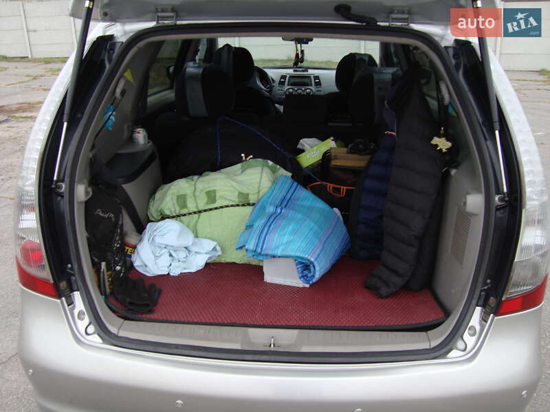 Минивэн Mitsubishi Grandis 2008 в Виннице