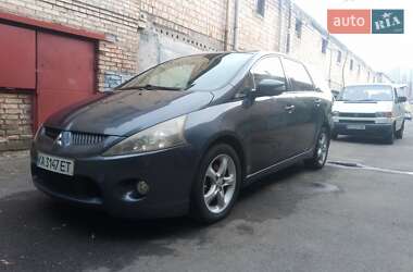 Мінівен Mitsubishi Grandis 2005 в 