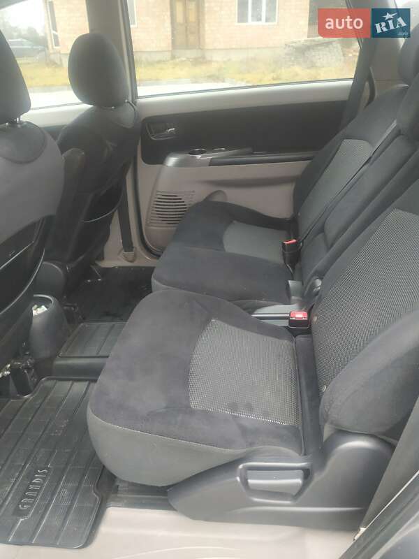 Минивэн Mitsubishi Grandis 2008 в Дрогобыче