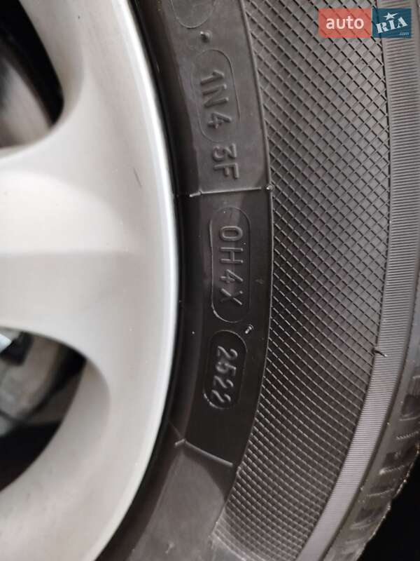 Мінівен Mitsubishi Grandis 2006 в Івано-Франківську