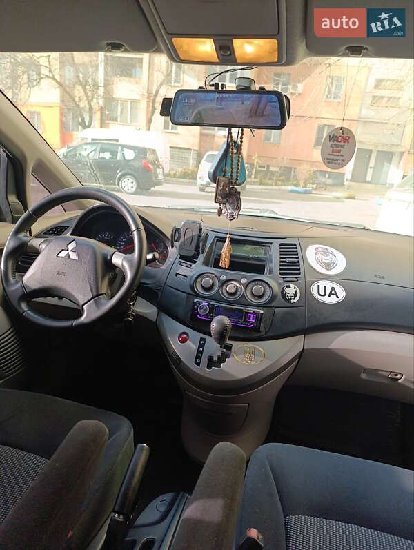 Минивэн Mitsubishi Grandis 2008 в Кривом Роге
