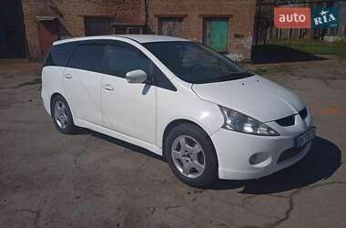 Минивэн Mitsubishi Grandis 2008 в 