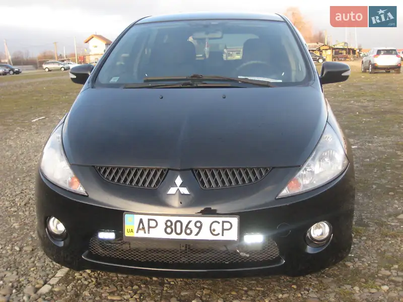 Mitsubishi Grandis