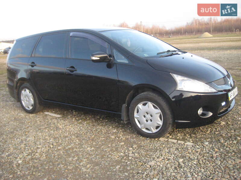 Минивэн Mitsubishi Grandis 2008 в Ивано-Франковске