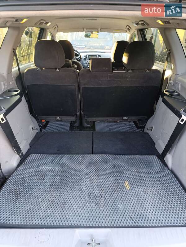 Минивэн Mitsubishi Grandis 2005 в Черноморске фото 21 Минивэн Mitsubishi Grandis 2005 в Черноморске