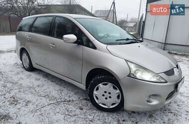 Минивэн Mitsubishi Grandis 2008 в 