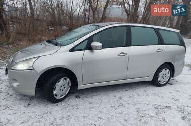 Минивэн Mitsubishi Grandis 2008 в 