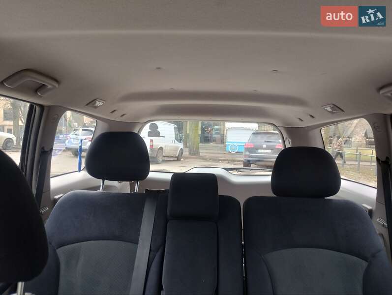 Мінівен Mitsubishi Grandis 2007 в Львові