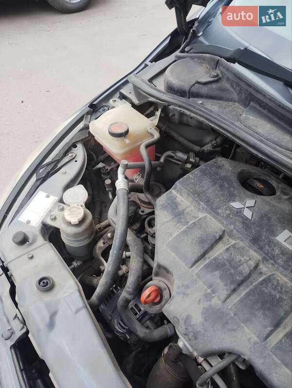 Мінівен Mitsubishi Grandis 2007 в Львові