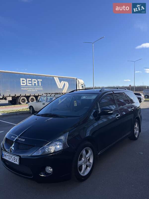 Минивэн Mitsubishi Grandis 2005 в Виннице