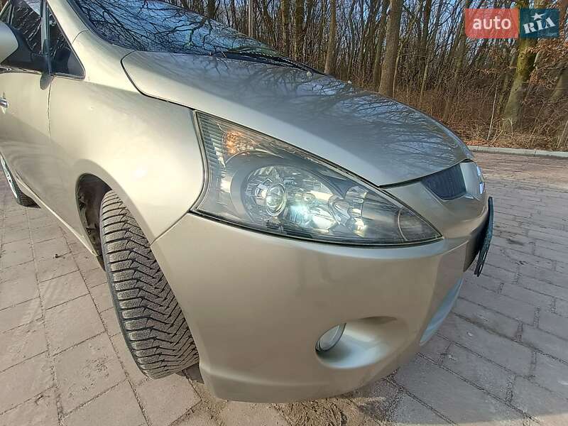 Минивэн Mitsubishi Grandis 2007 в Тернополе