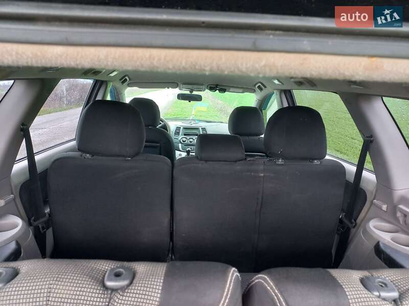 Мінівен Mitsubishi Grandis 2008 в Шполі