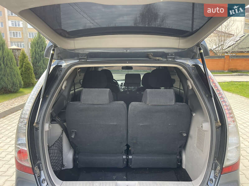 Мінівен Mitsubishi Grandis 2006 в Луцьку