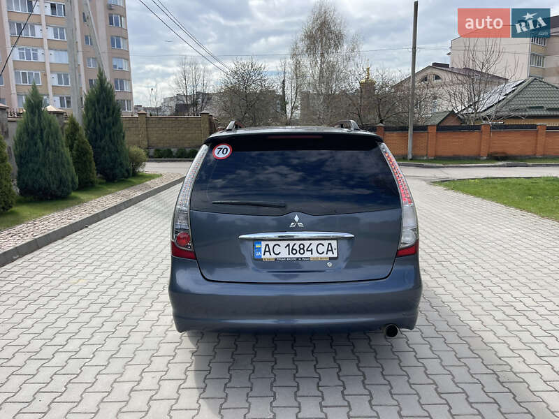 Мінівен Mitsubishi Grandis 2006 в Луцьку