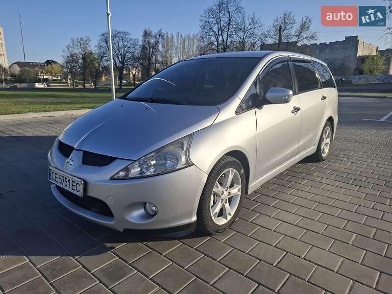 Мінівен Mitsubishi Grandis 2008 в 