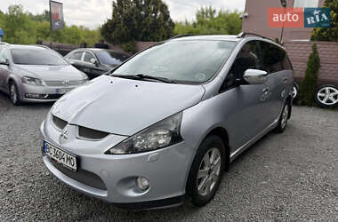 Мінівен Mitsubishi Grandis 2004 в 
