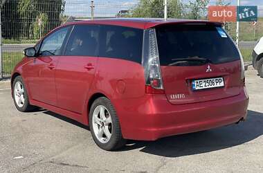 Мінівен Mitsubishi Grandis 2005 в 